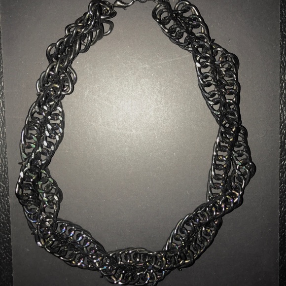 Metallic Chain Necklace - Picture 2 of 3